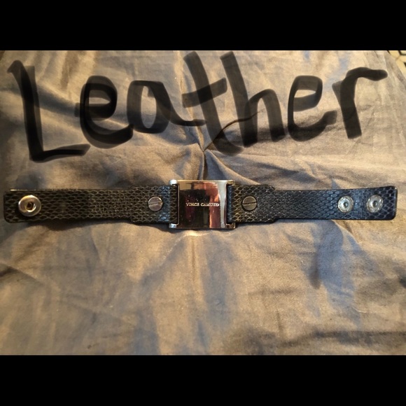 Vince Camuto large stud wrist cuff - Picture 5 of 6